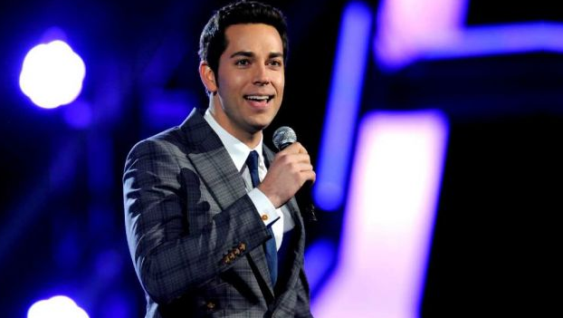 2011 Spike VGAs - Zachary Levi